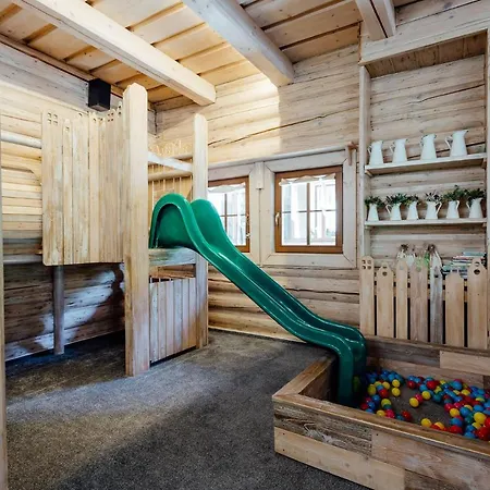 Hotel Marlene Oscadnica