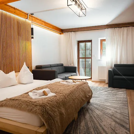 Hotel Marlene Oszczadnica